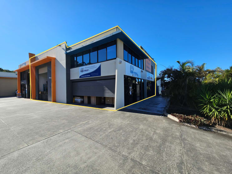 Click to view all images Burleigh Heads QLD 4220 - Image 1