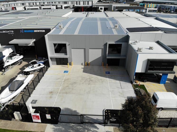 58 Gwen Road Cranbourne West VIC 3977 - Image 3