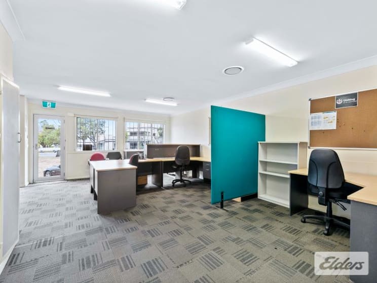 Click to view all images 22 Ashgrove Avenue Ashgrove QLD 4060 - Image 2