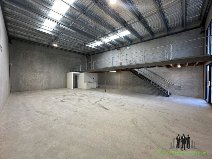 Click to view all images 4/27 Alta Rd Caboolture QLD 4510 - Image 1