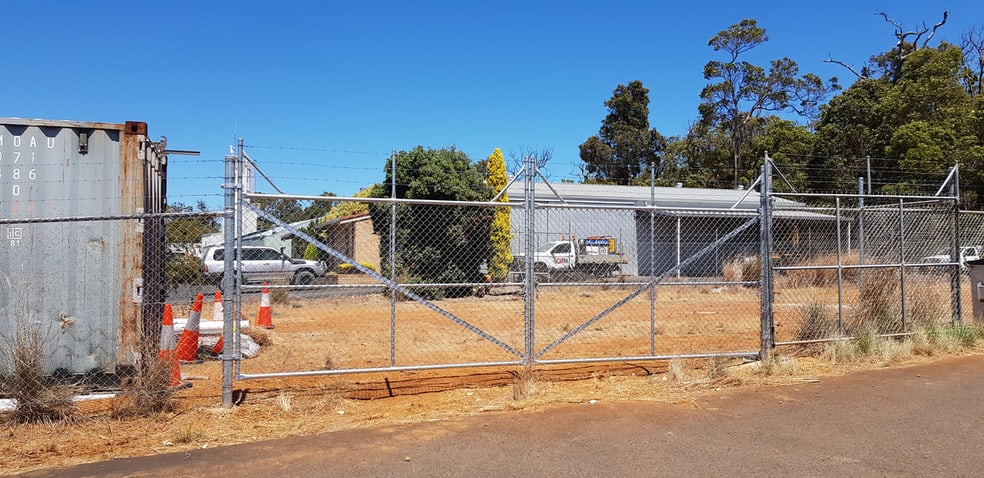 Click to view all images The Yard/4 Owen Tucker Lane Margaret River WA 6285 - Image 2