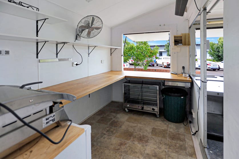 Click to view all images 2-6 Elgin Street Forbes NSW 2871 - Image 2
