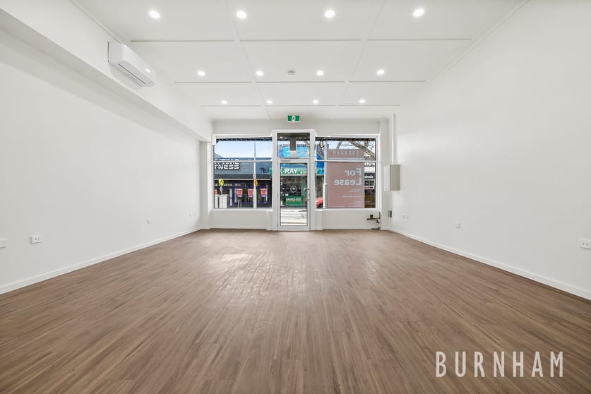 Click to view all images 77 Pier Street Altona VIC 3018 - Image 3
