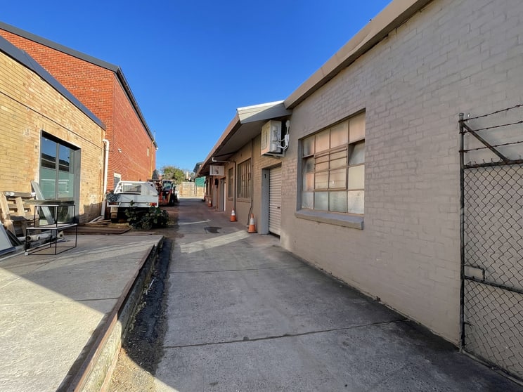 Click to view all images 2/37 Advantage Road Highett VIC 3190 - Image 2