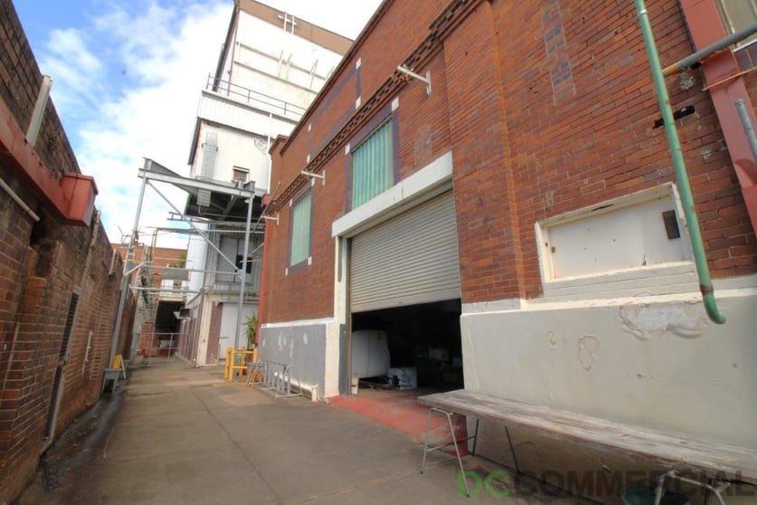 Click to view all images 8/57 Brook Street North Toowoomba QLD 4350 - Image 3