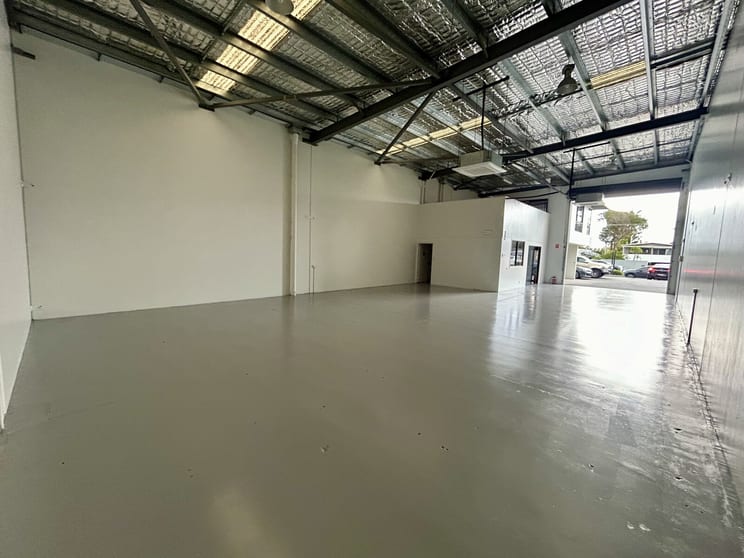 Click to view all images 2/40 Pacific Avenue Miami QLD 4220 - Image 3