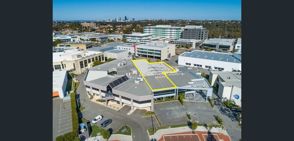 Click to view all images 4 Gould Street Osborne Park WA 6017 - Image 2