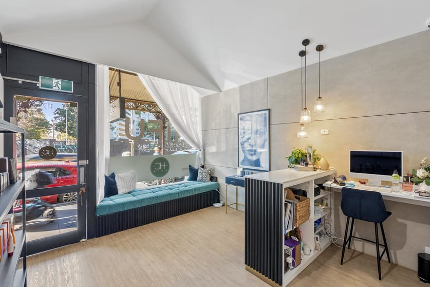 Click to view all images 417 Chapel Street South Yarra VIC 3141 - Image 3