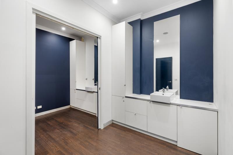 Click to view all images 22 Ferguson Street Williamstown VIC 3016 - Image 2