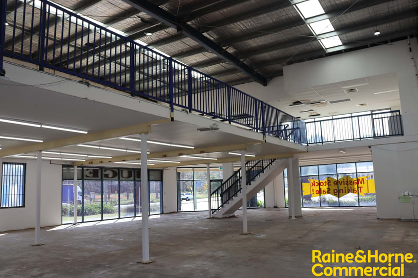 Click to view all images 6/62 Hume Highway Lansvale NSW 2166 - Image 2
