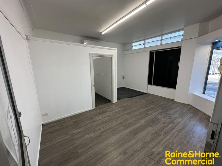 Click to view all images Shop 1/472-474 High Street Penrith NSW 2750 - Image 2