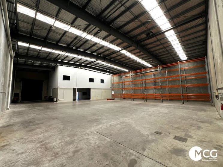 Click to view all images 5 Mallett Road Tullamarine VIC 3043 - Image 2