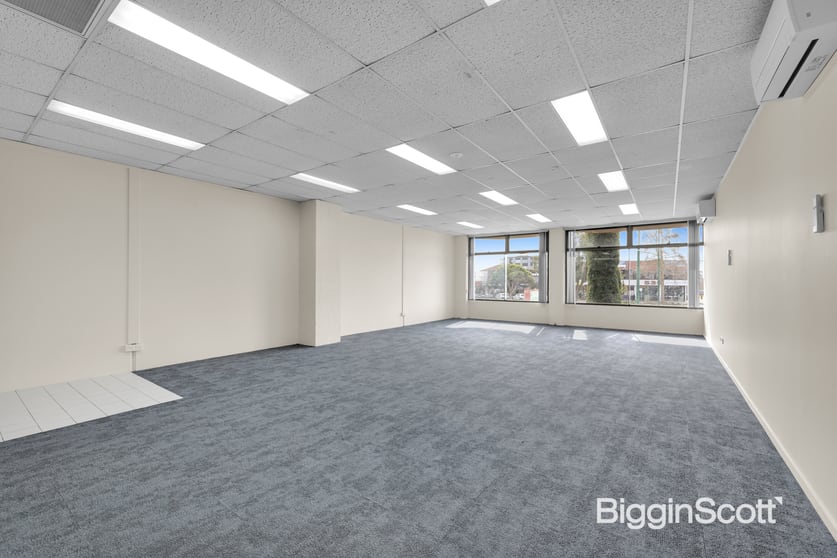 Click to view all images 3c/574 Whitehorse Rd Mitcham VIC 3132 - Image 3
