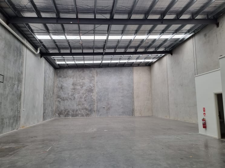 Click to view all images 28 Goodyear Drive Thomastown VIC 3074 - Image 3