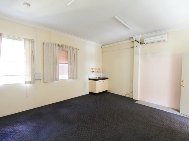 Click to view all images Suite 9/261 Queen Street Campbelltown NSW 2560 - Image 2