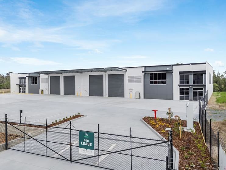 Click to view all images Unit 2/26 Cobbans Close Beresfield NSW 2322 - Image 1