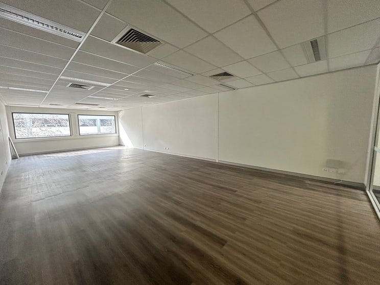 Click to view all images Unit 2, Level 1/54 Northbourne Avenue City ACT 2601 - Image 3