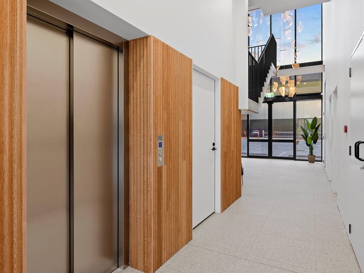 Click to view all images 19 Chandos Street Cheltenham VIC 3192 - Image 2
