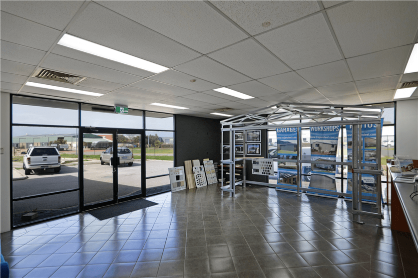 Click to view all images 4 Stockton Road Port Kennedy WA 6172 - Image 3