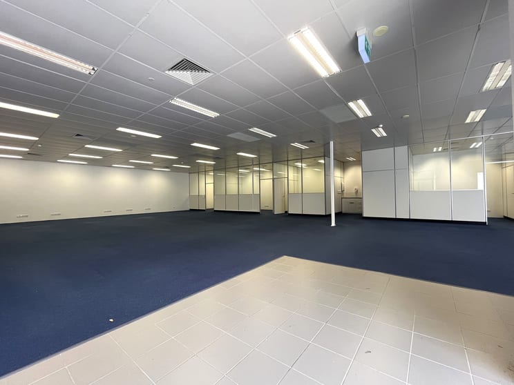 Click to view all images 2/6-8 Waterfall Road Nambour QLD 4560 - Image 3