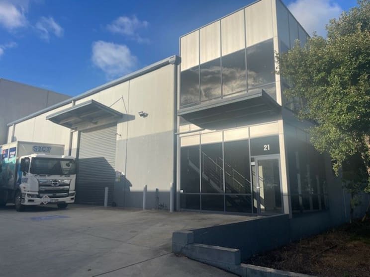 Click to view all images 21 Guernsey Street Guildford NSW 2161 - Image 1