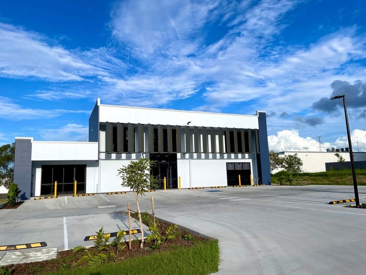 Click to view all images T3/18-20 Adler Circuit Yarrabilba QLD 4207 - Image 2