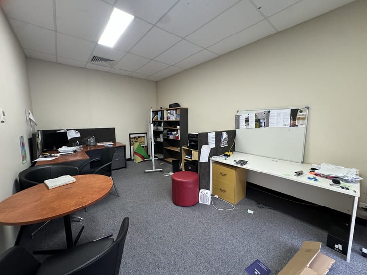 Click to view all images 10/103 Lewis Road Knoxfield VIC 3180 - Image 3