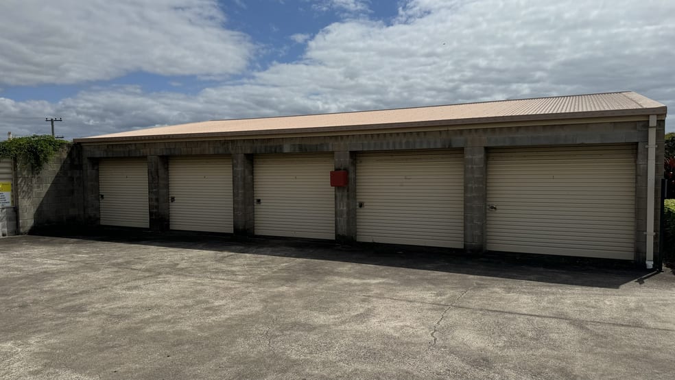 Click to view all images 34 Redcliffe Gardens Drive Clontarf QLD 4019 - Image 2