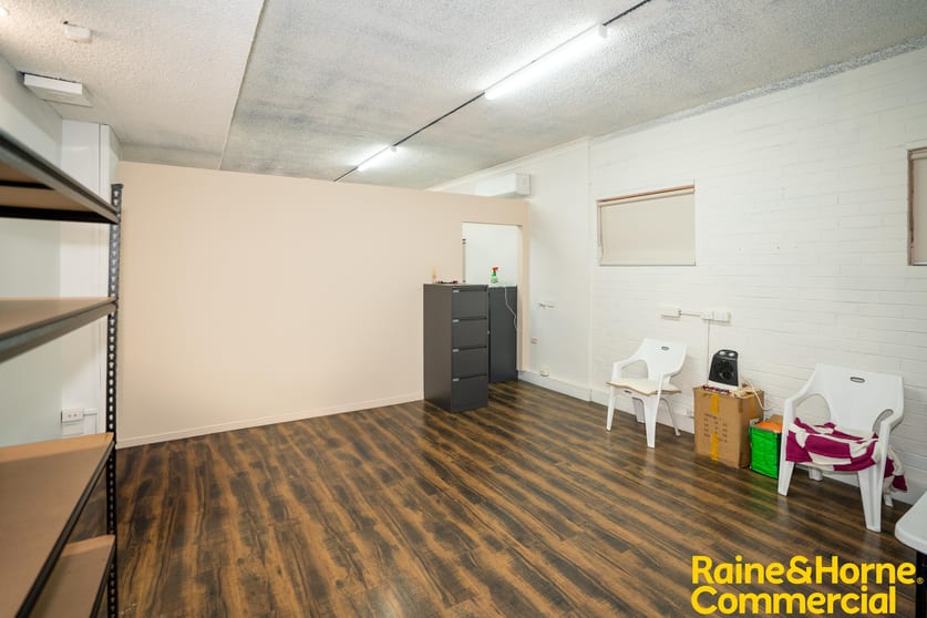 Click to view all images 23B Baylis Street Wagga Wagga NSW 2650 - Image 2