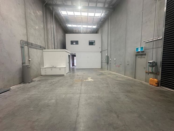 Click to view all images Unit 17/556-598 Princes Highway Springvale VIC 3171 - Image 2