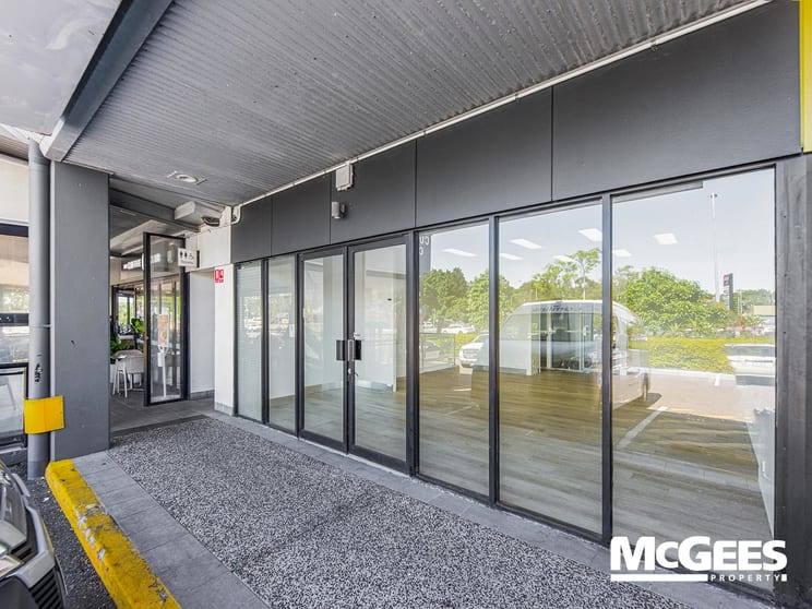 Click to view all images 2/1354 Gympie Road Aspley QLD 4034 - Image 3