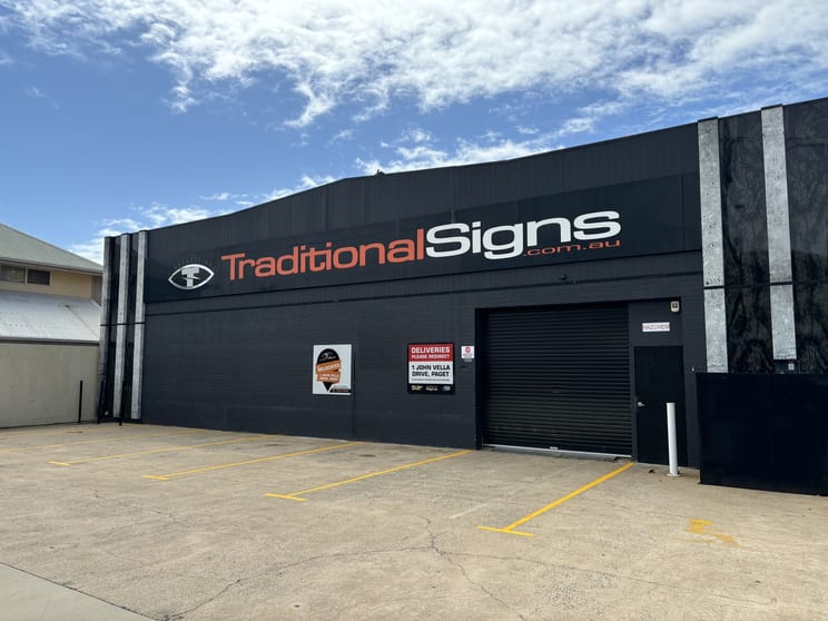 Click to view all images 21 James Street Mackay QLD 4740 - Image 2
