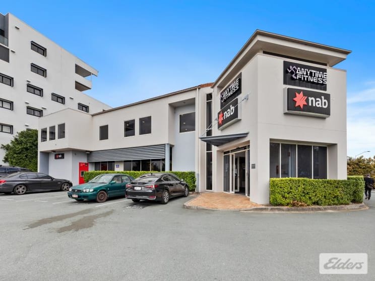 Click to view all images 85 Old Cleveland Road Greenslopes QLD 4120 - Image 1