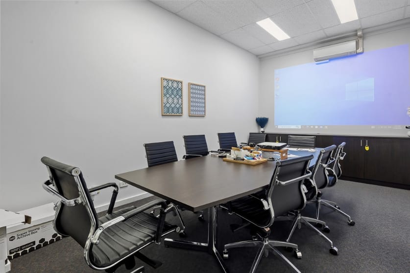 Click to view all images 2A Monomeeth Drive Mitcham VIC 3132 - Image 3