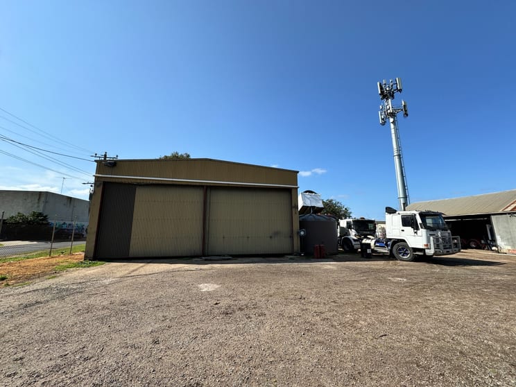 Click to view all images 16-18 Birdwood Avenue Norlane VIC 3214 - Image 2