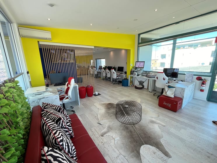 Click to view all images 7/70 Croydon Street Cronulla NSW 2230 - Image 2