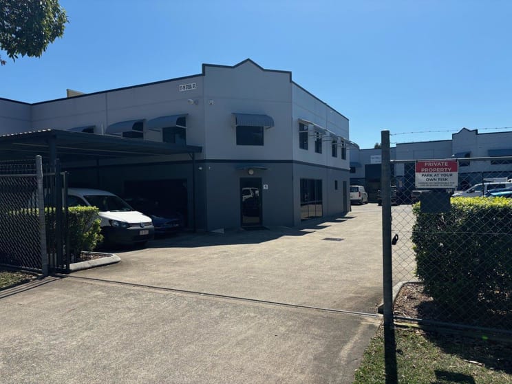 1/17-19 Steel Street Capalaba QLD 4157 - Image 1