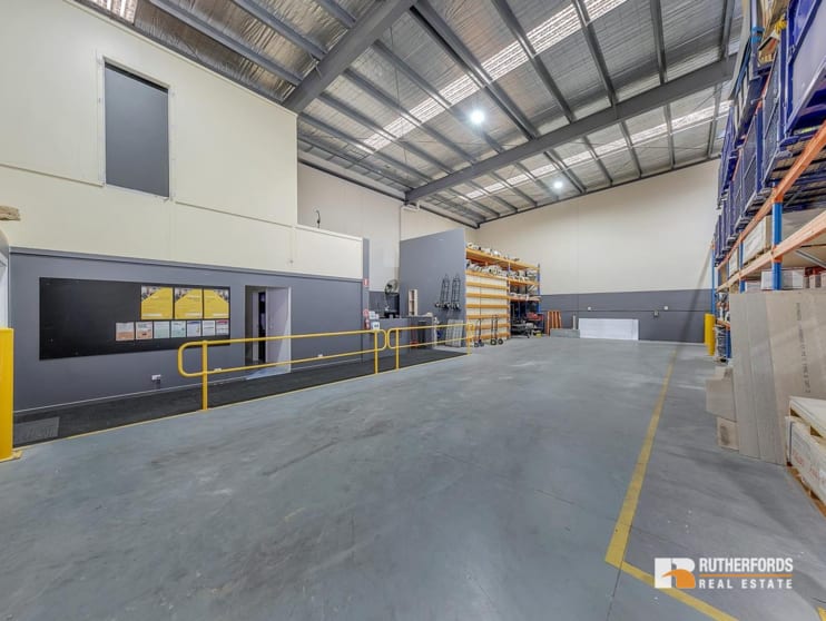 Click to view all images 65 Link Drive Campbellfield VIC 3061 - Image 3