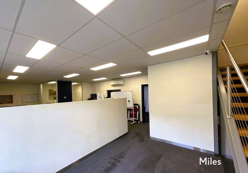 Click to view all images 7 Scholar Drive Bundoora VIC 3083 - Image 2