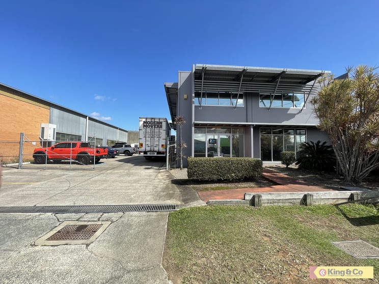 Click to view all images 44 Granite Street Geebung QLD 4034 - Image 2