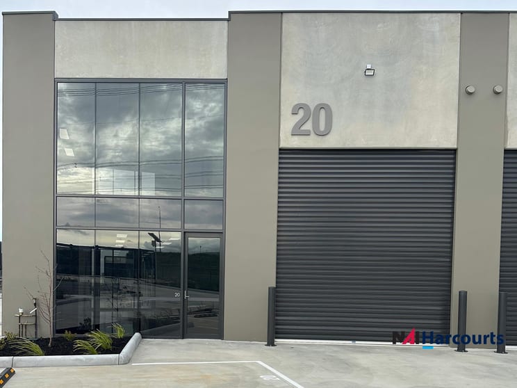 Click to view all images 20/43 Danaher Drive South Morang VIC 3752 - Image 1