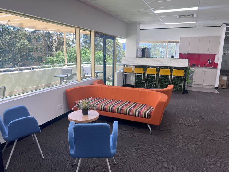 Click to view all images 20/1 Maitland Pl Norwest NSW 2153 - Image 2