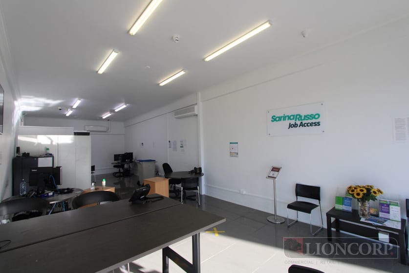 Click to view all images Indooroopilly QLD 4068 - Image 2