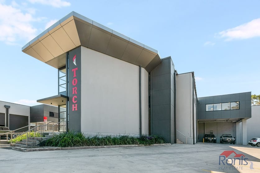 Click to view all images 1/47 Allingham Street Condell Park NSW 2200 - Image 3