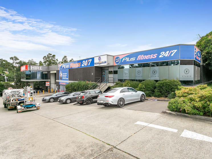 Click to view all images Unit 1/30-32 Artisan Road Seven Hills NSW 2147 - Image 3