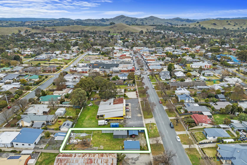 Click to view all images 124A Grant Street Alexandra VIC 3714 - Image 2