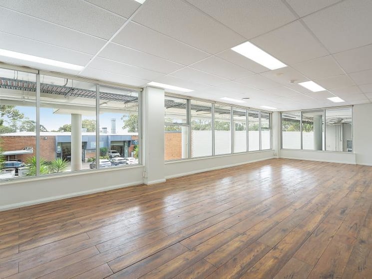 Click to view all images Unit 18/7 Hoyle Avenue Castle Hill NSW 2154 - Image 2