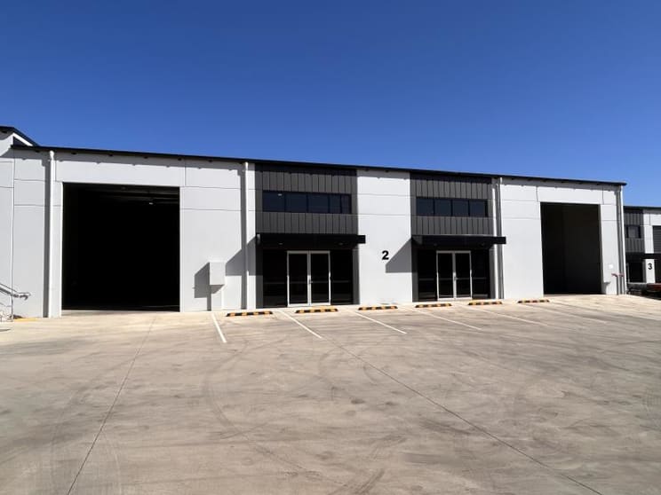 Click to view all images Unit 2/21 Peisley Street Orange NSW 2800 - Image 1