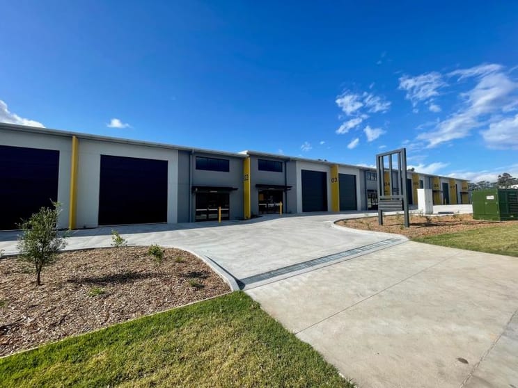 Click to view all images Unit 2/19 Kalaf Avenue Morisset NSW 2264 - Image 1