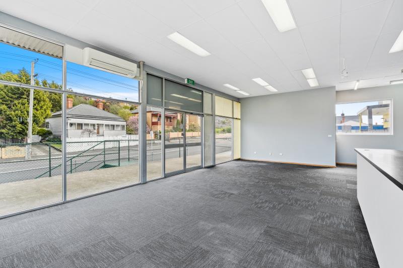 Click to view all images Part 1, 481 Main Road Montrose TAS 7010 - Image 2